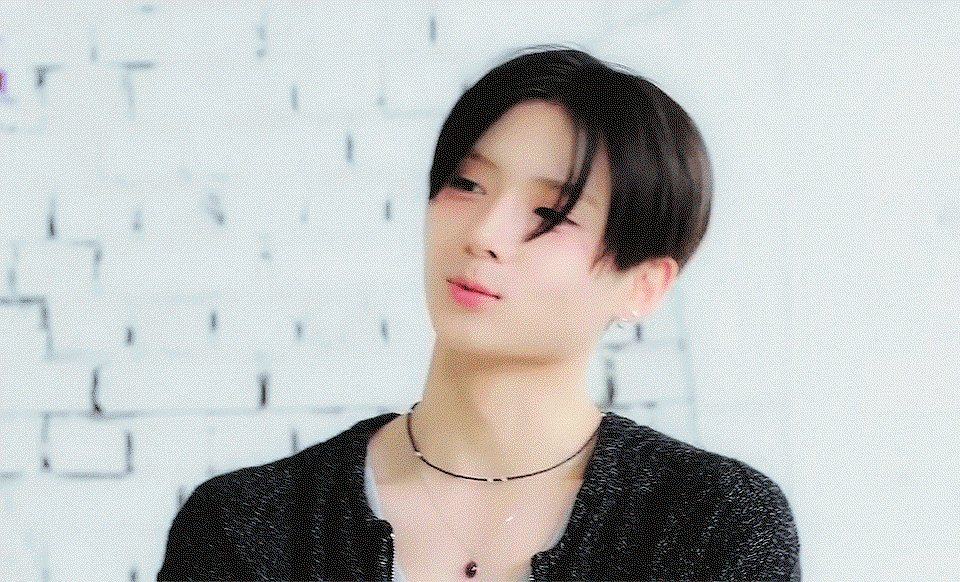 olkWku.gif