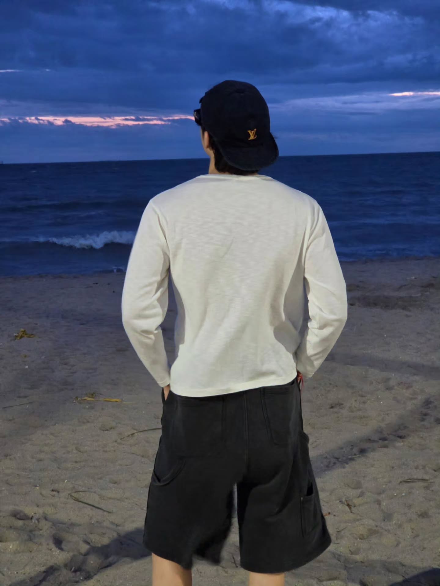 onUTwR