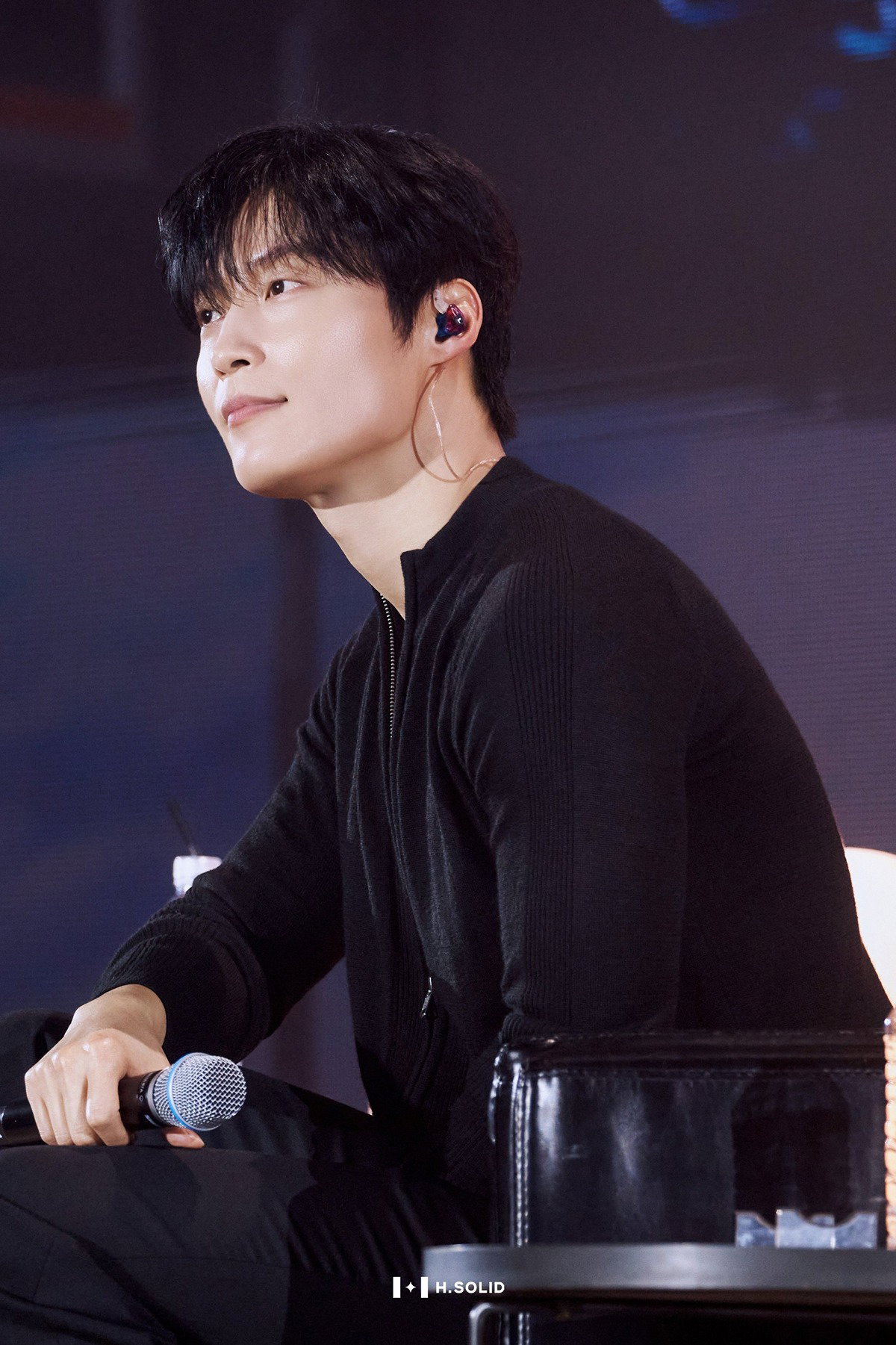 opwEEm