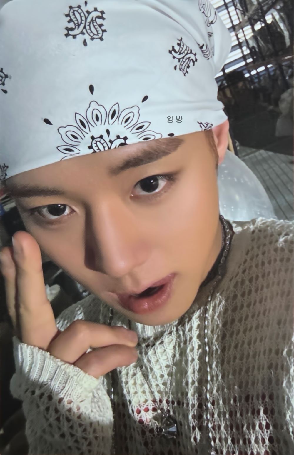ouUKZI
