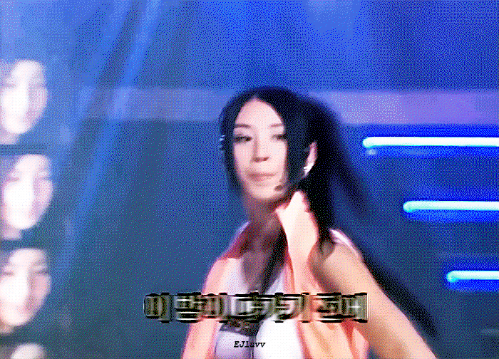 ozEzuX.gif