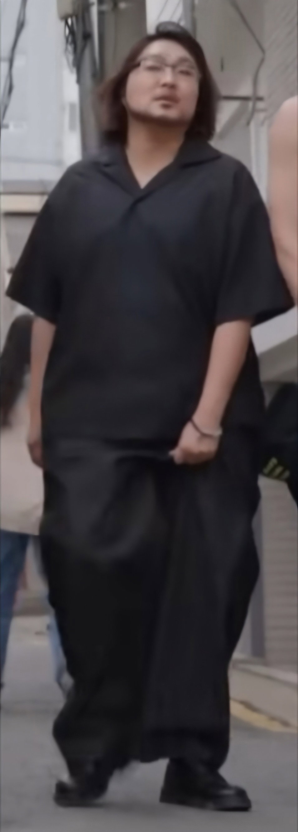 pAwXhv