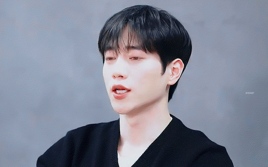 pIqKMR.gif