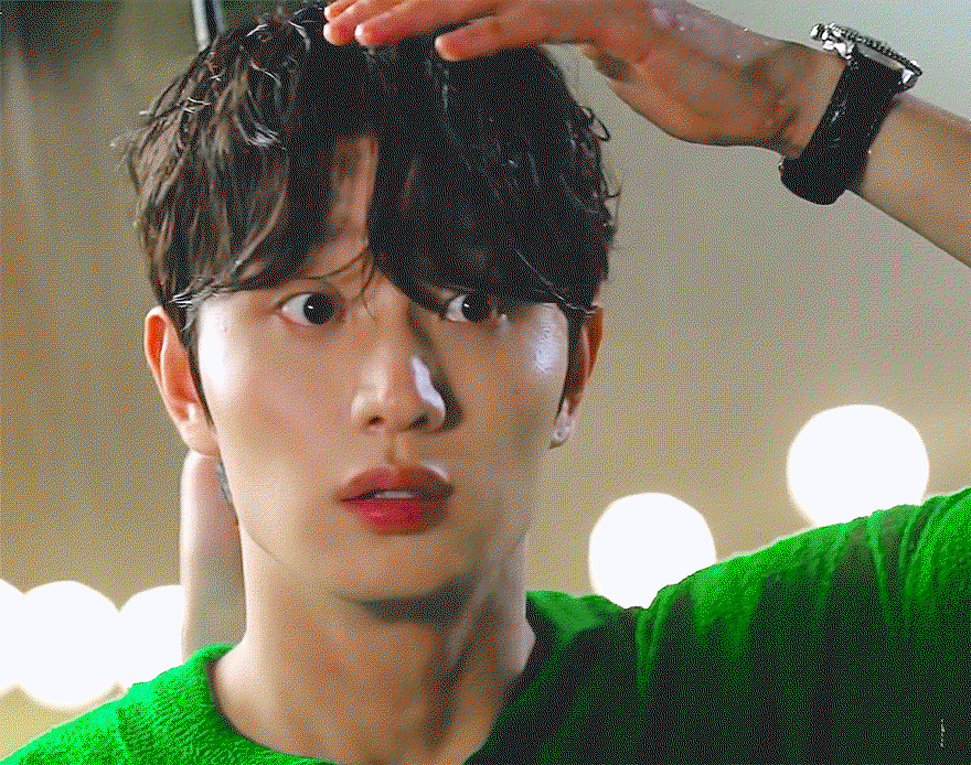 pNWJxe.gif