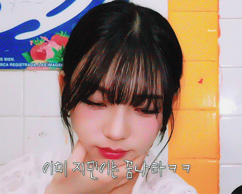 pXOUvI.gif