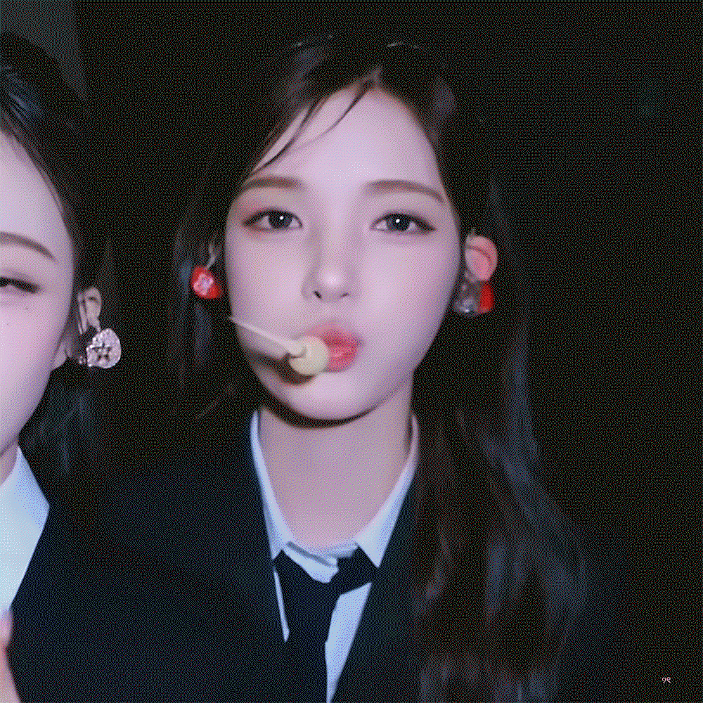 pbdVuj.gif