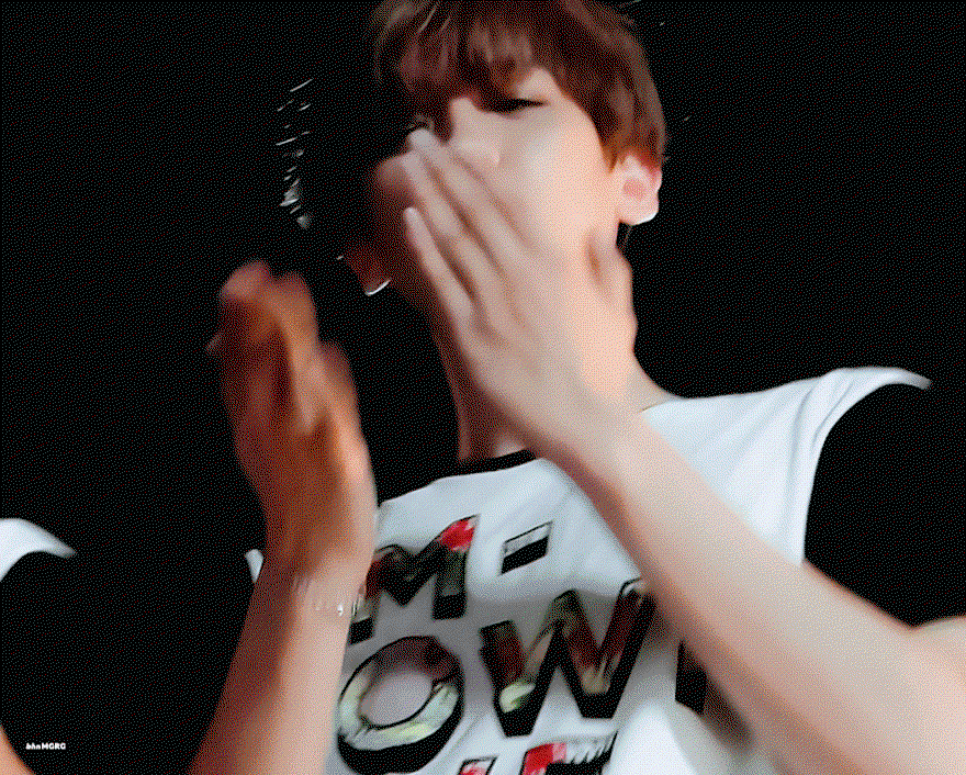 plAHXO.gif
