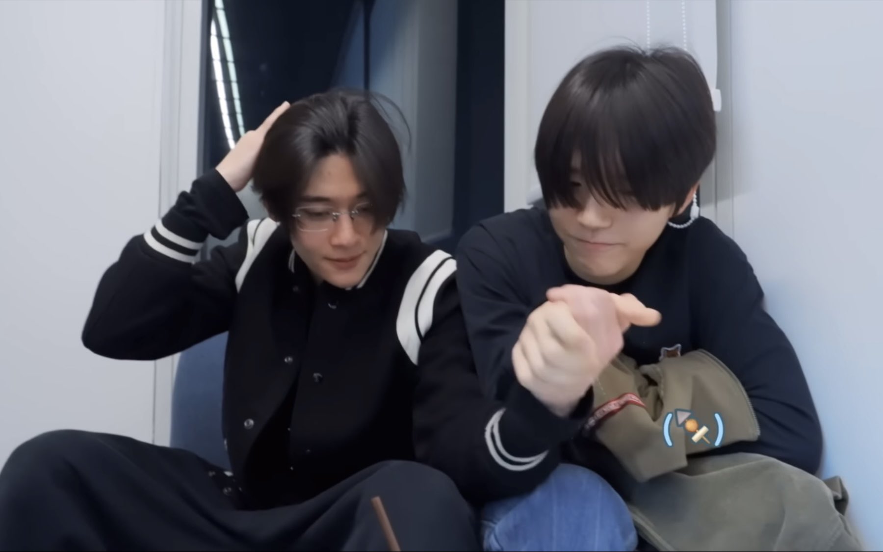 오댕즈가 손을 잡으면?