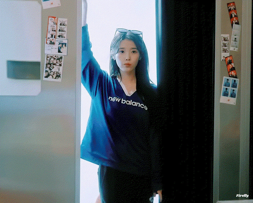 pxvyDe.gif