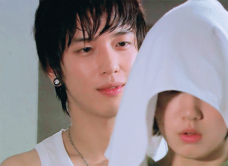 pzyXBs.gif