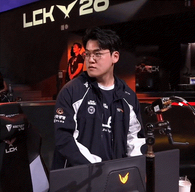 qGOYvq.gif