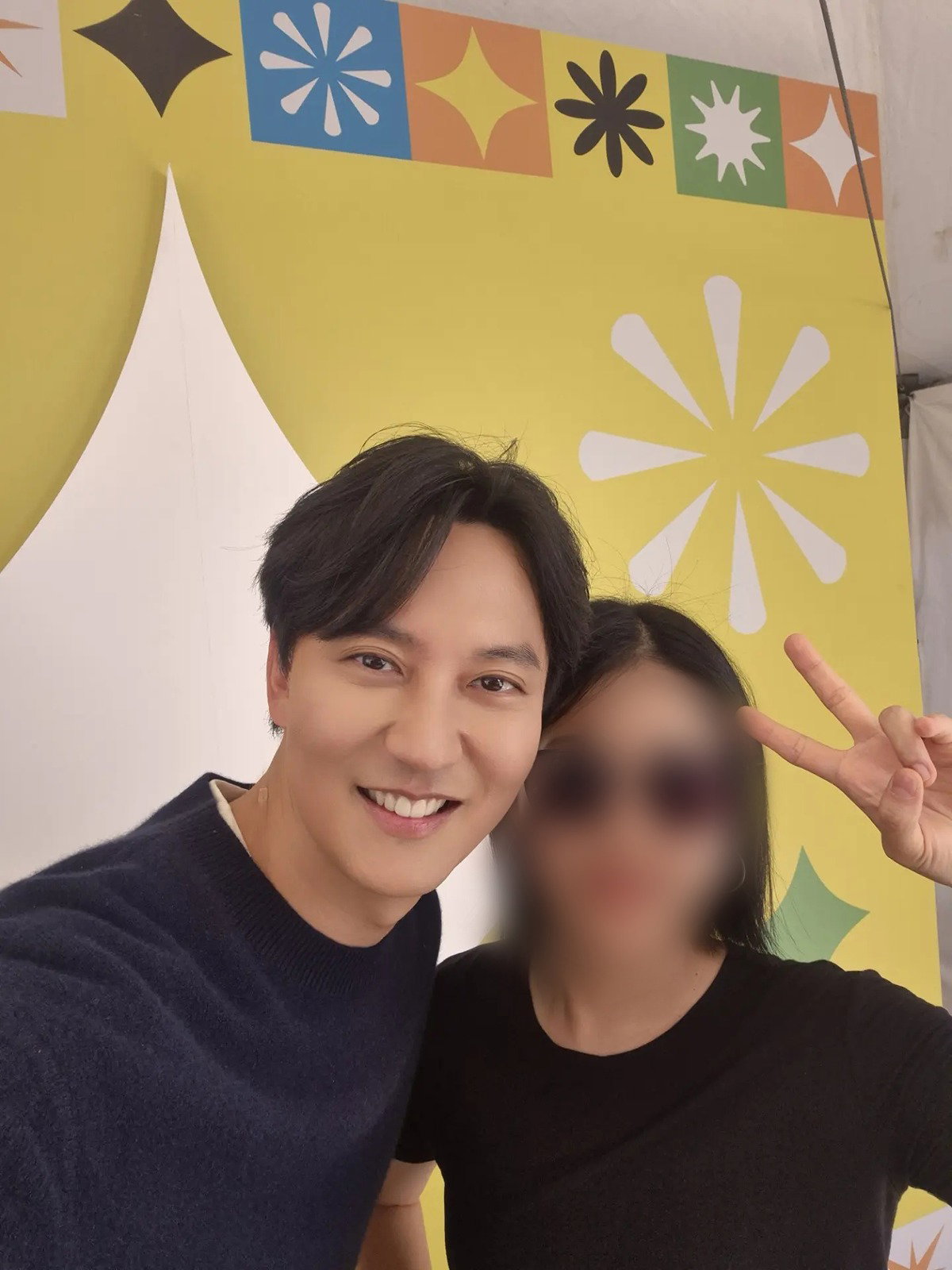 qHzCKo