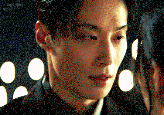 qNVTvD.gif