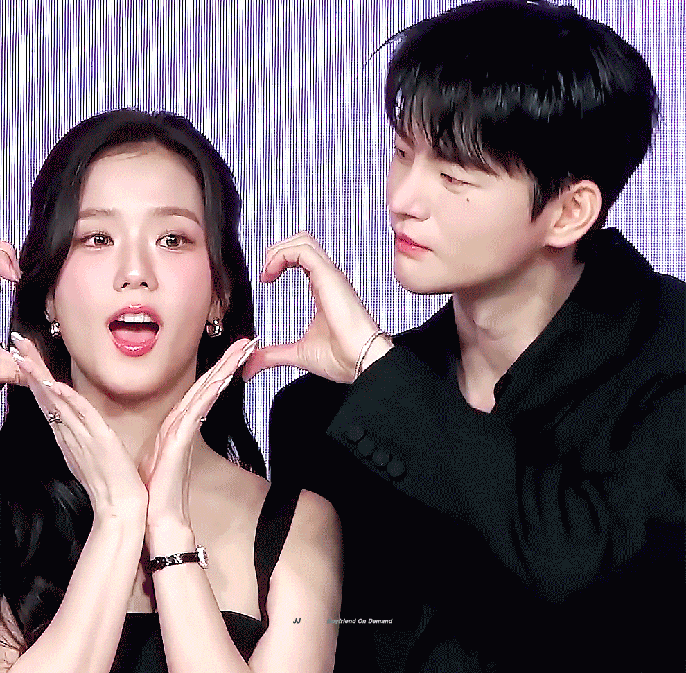 qOdHBy.gif