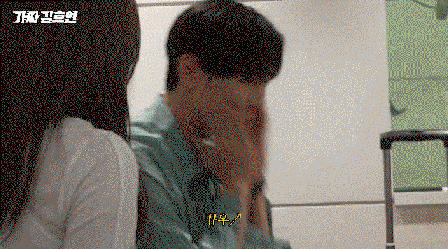 qOsgJX.gif
