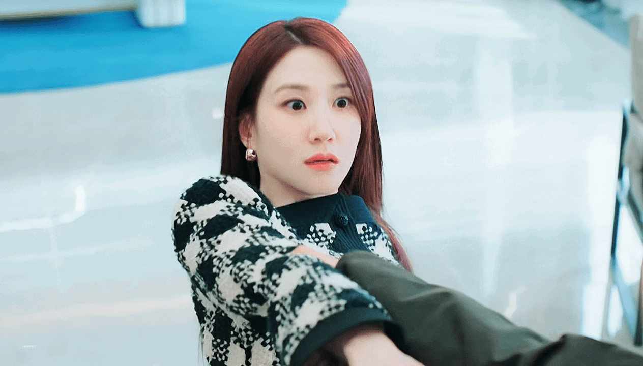 qQxKns.gif