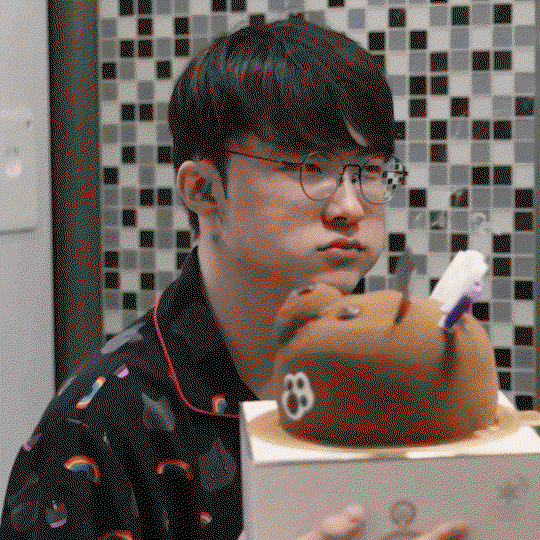 qREqXq.gif