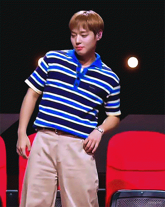 qTGOqy.gif