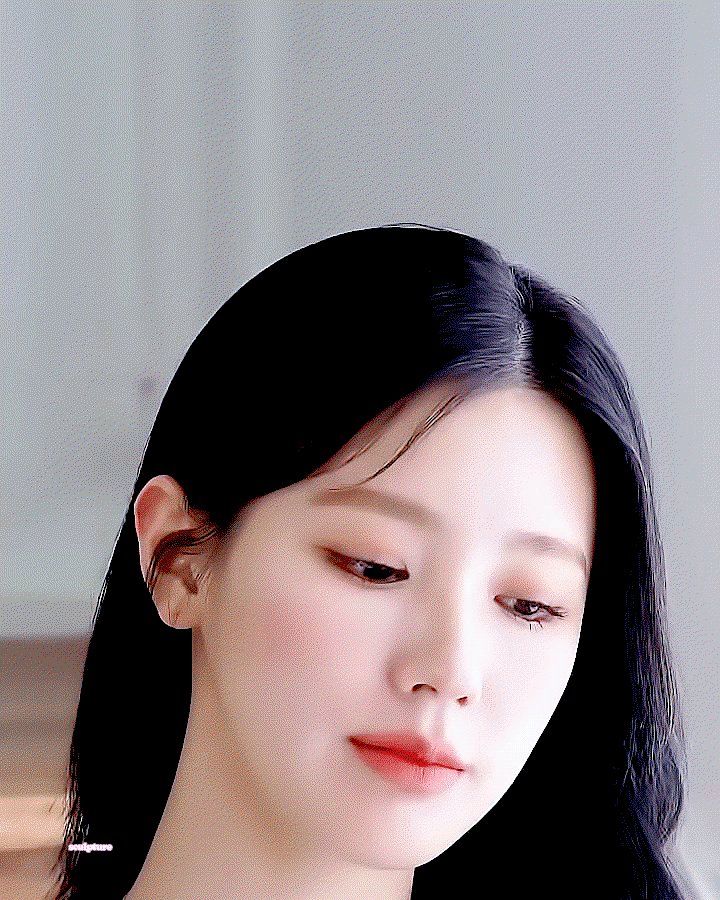 qUeEji.gif