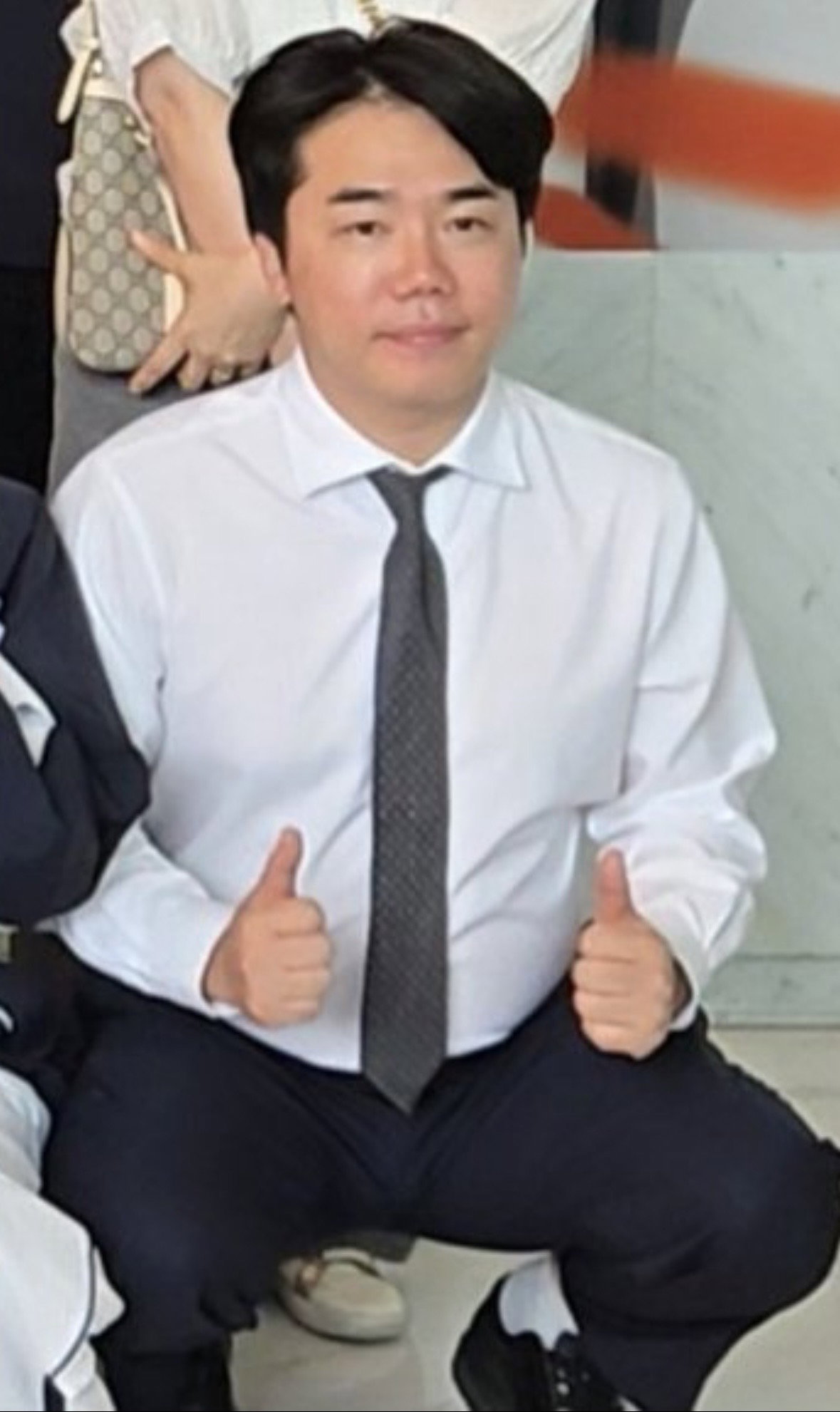 qWrjBn