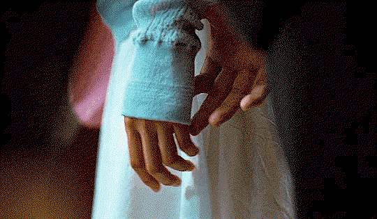 qXLqdL.gif