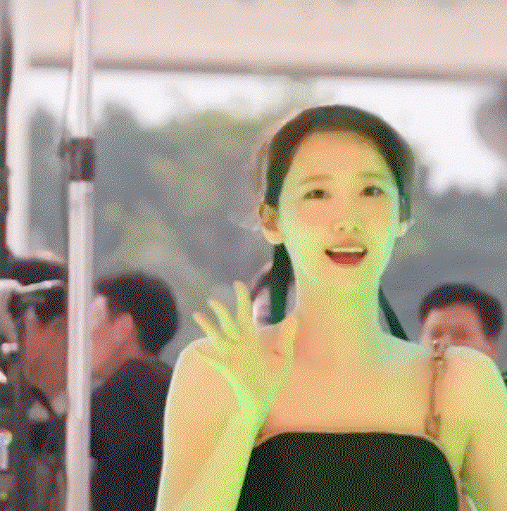 qXSeAL.gif