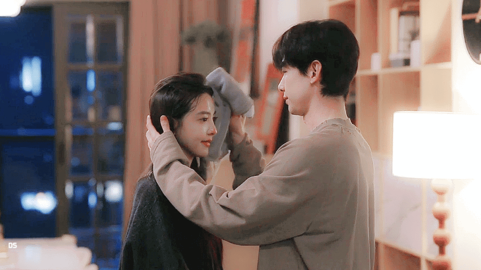 qXyUJr.gif