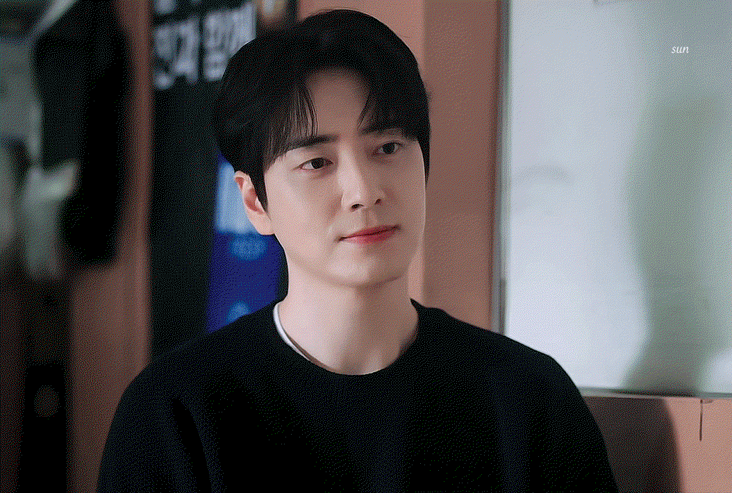 qYTbxj.gif