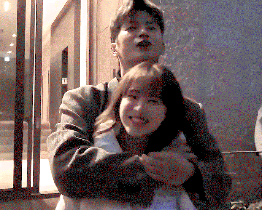 qYhpQI.gif
