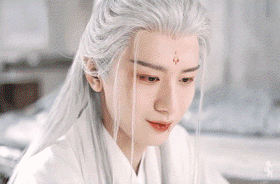qYkYGo.gif
