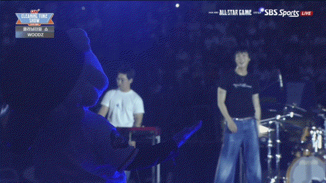 qaJuDi.gif