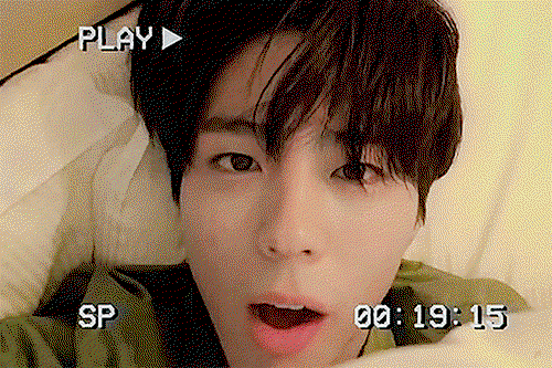 qjQLtT.gif