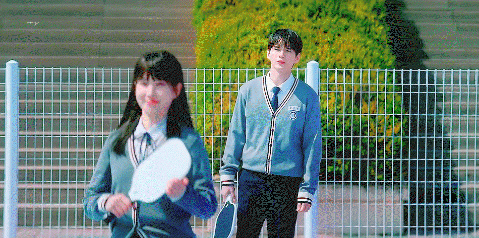 qleyAE.gif