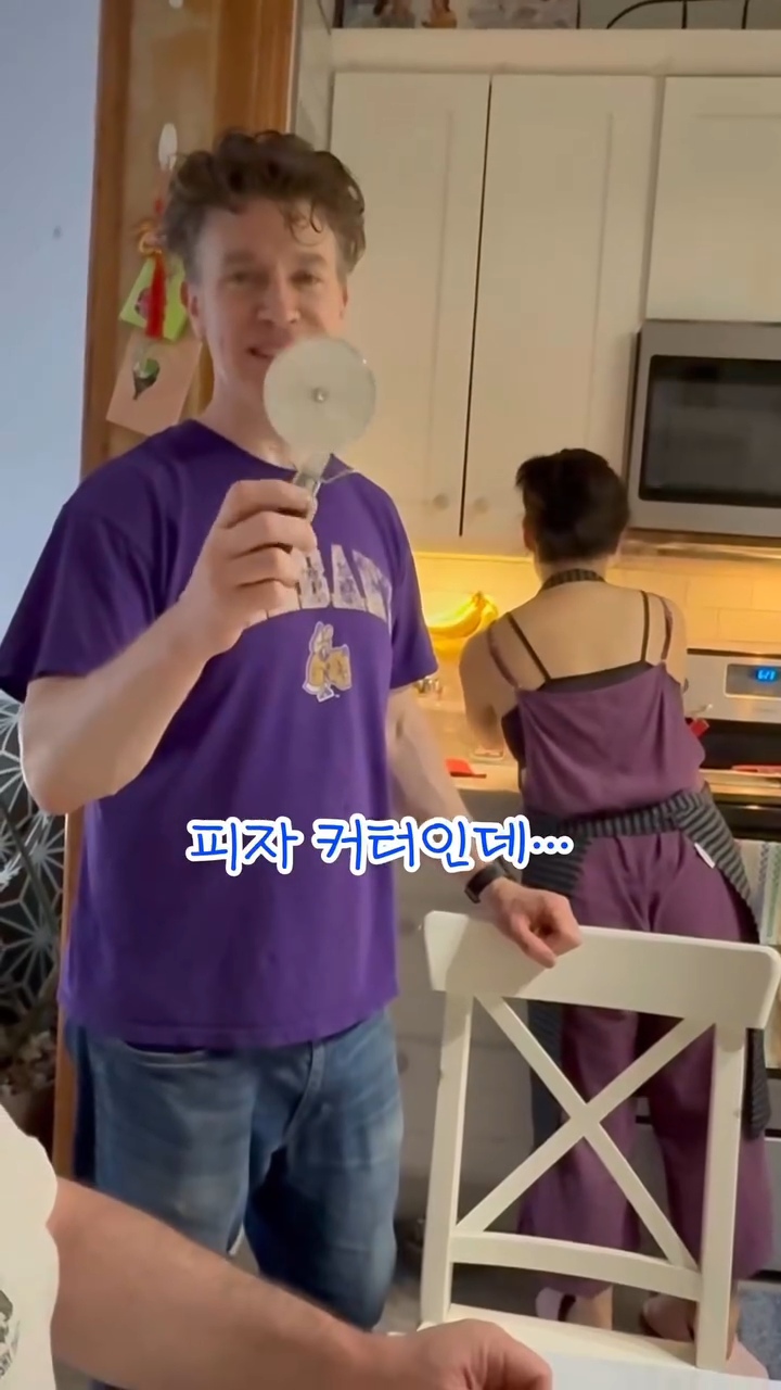 qnJPHl.jpg