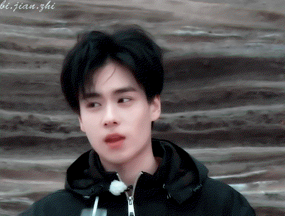 qoocch.gif