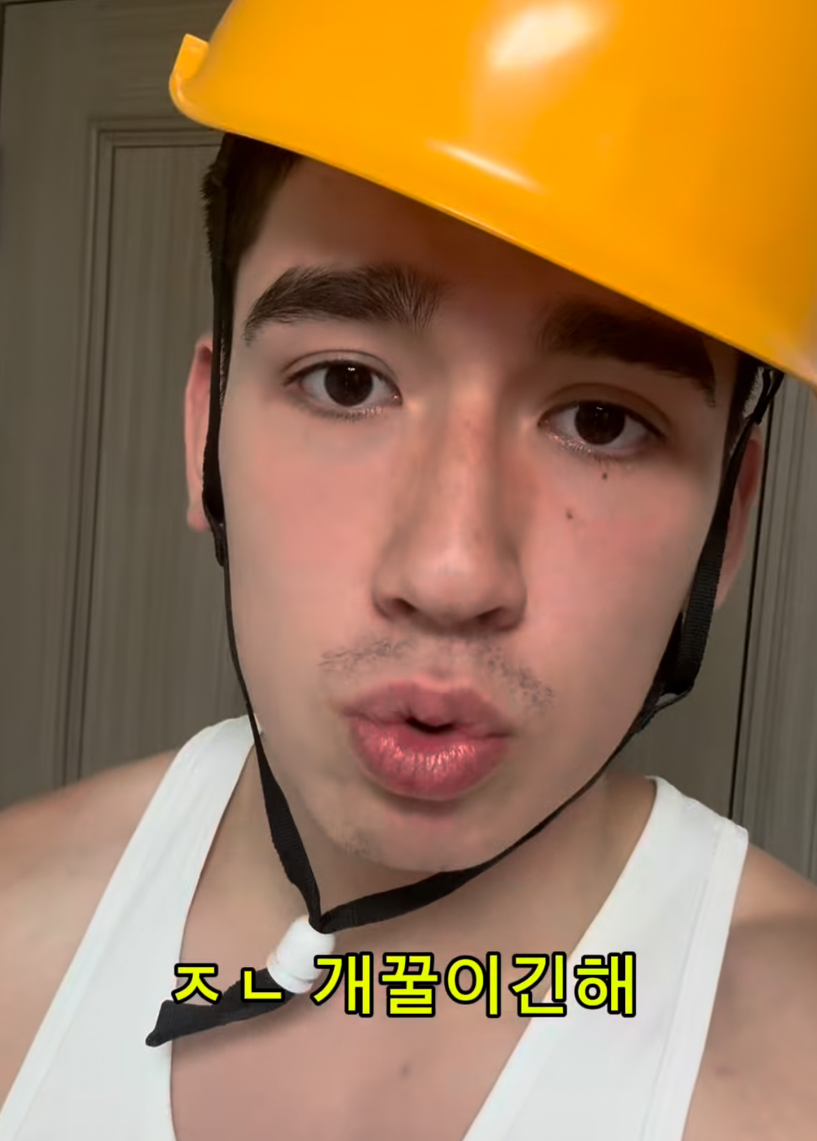 qygaBO