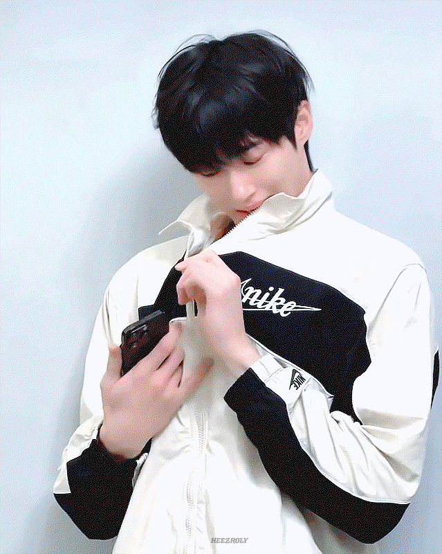 rAVRrh.gif