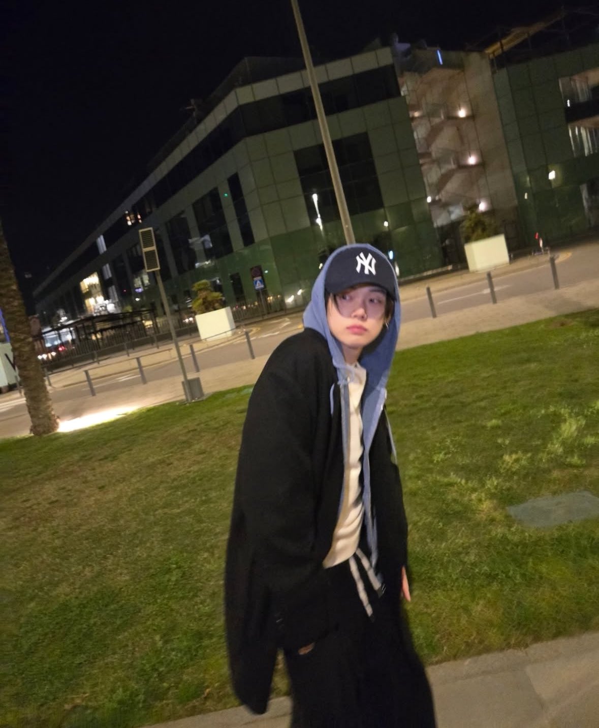 rEHjQM