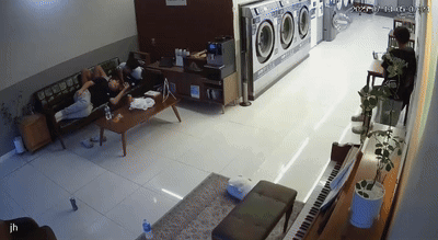 rFFICw.gif