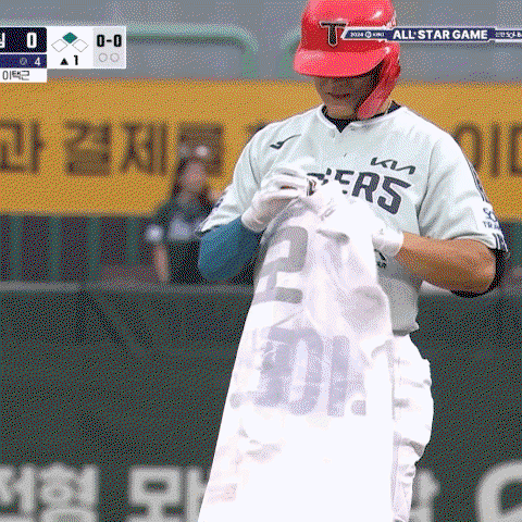 rFIPUJ.gif