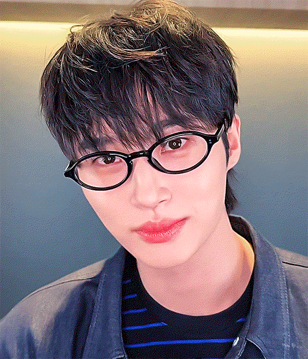 rJpdIW.gif