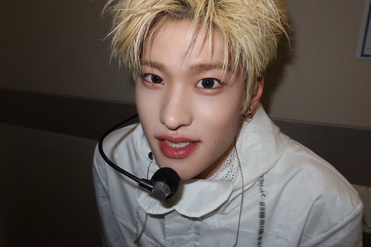 rNLmLJ