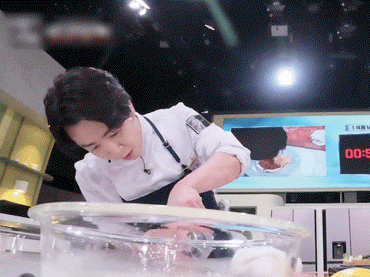 rTkmmh.gif