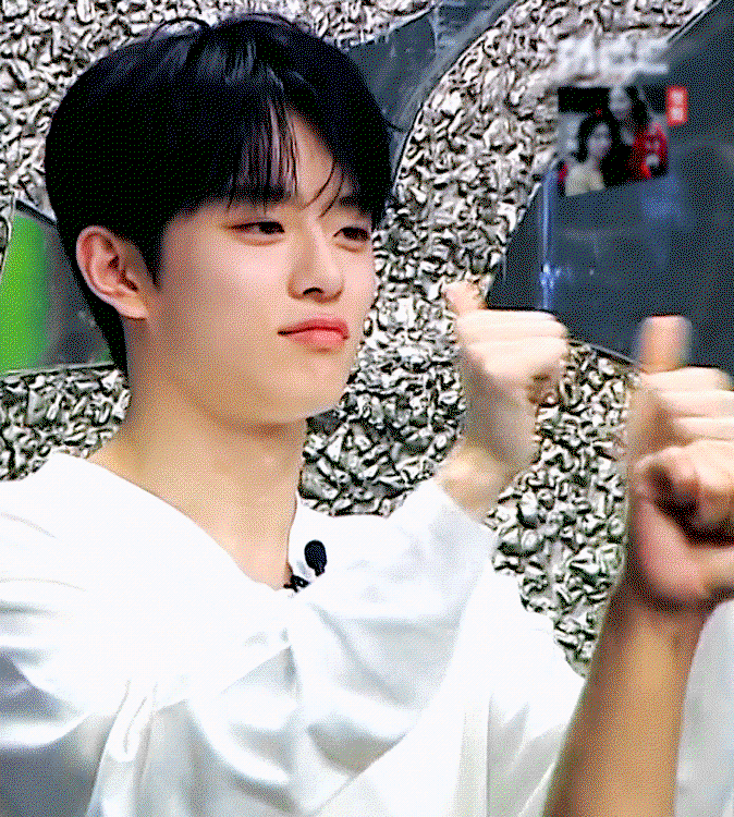 rYoTNh.gif