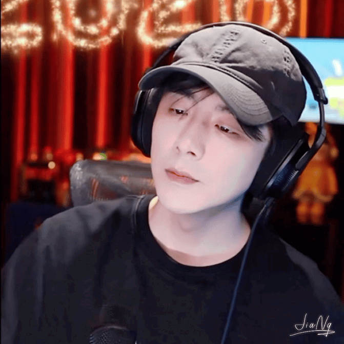 rZxcmh.gif