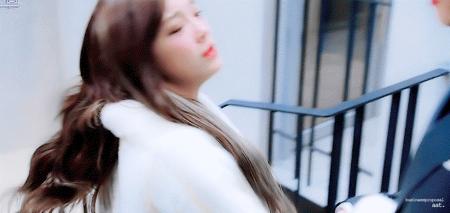 rqmYIu.gif