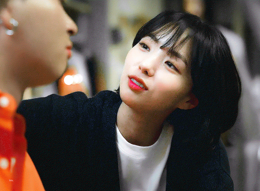 ruoUKV.gif