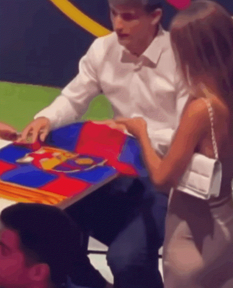 rzEZCV.gif