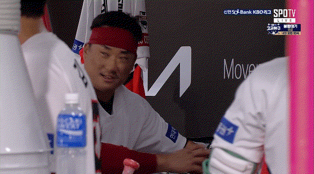 rzOURU.gif