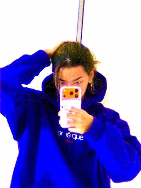 rzvsyX
